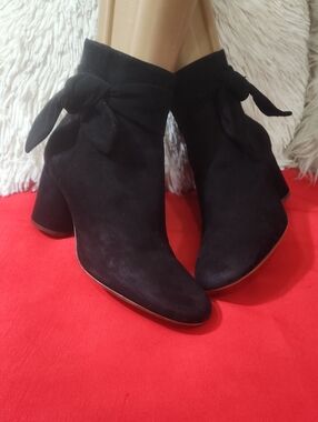 Madewell The ESME  Black Suede Bow Ankle Booties